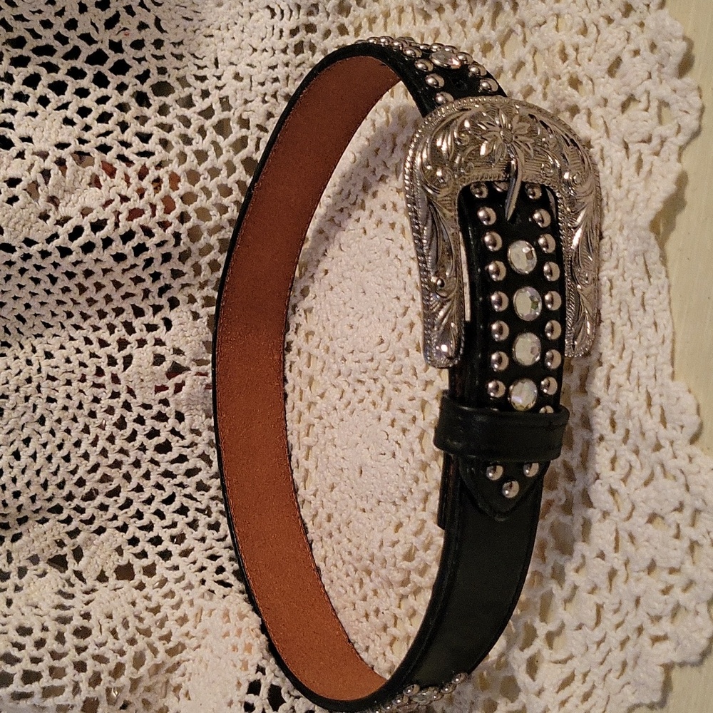 Silver rhinestone rivet leather belt